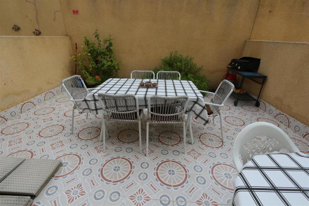 Maison De Vacances De 3 Chambres A Orihuela Costa - Torrevieja ! Dış mekan fotoğraf